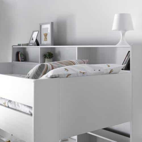 triple_Sleeper_white_top_shelf